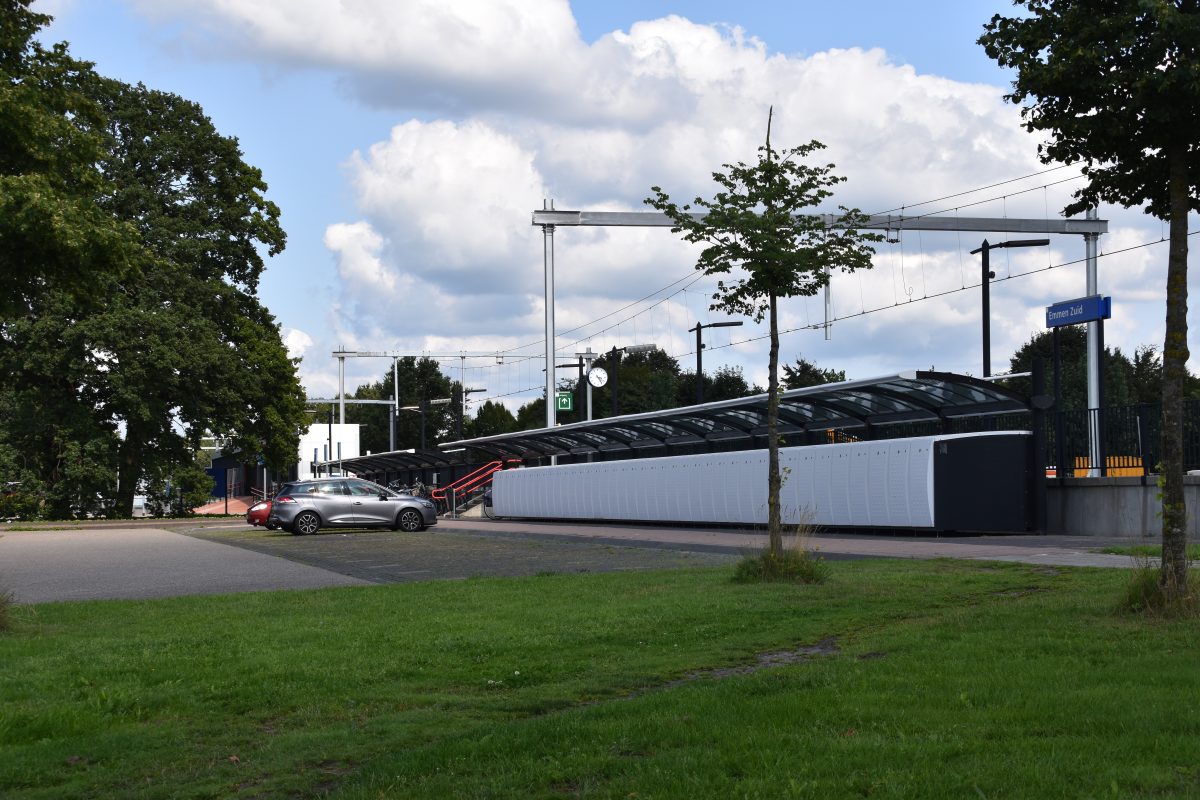 Station Zuid Emmen, Stations